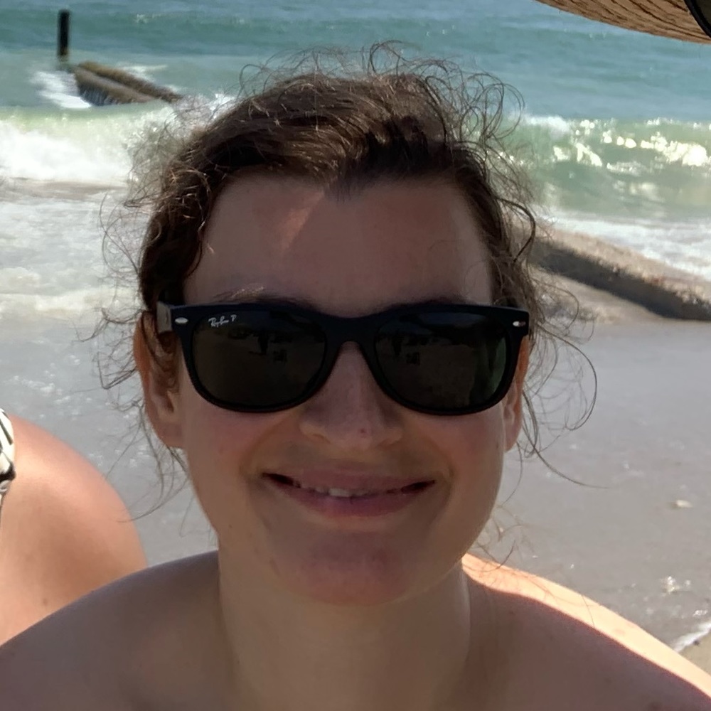Meet your Posher, Melanie